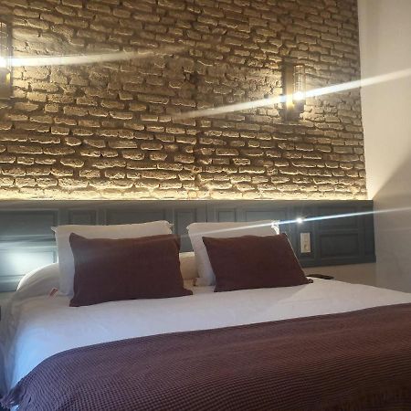San Jorge Suites Triana Sevilla Eksteriør bilde